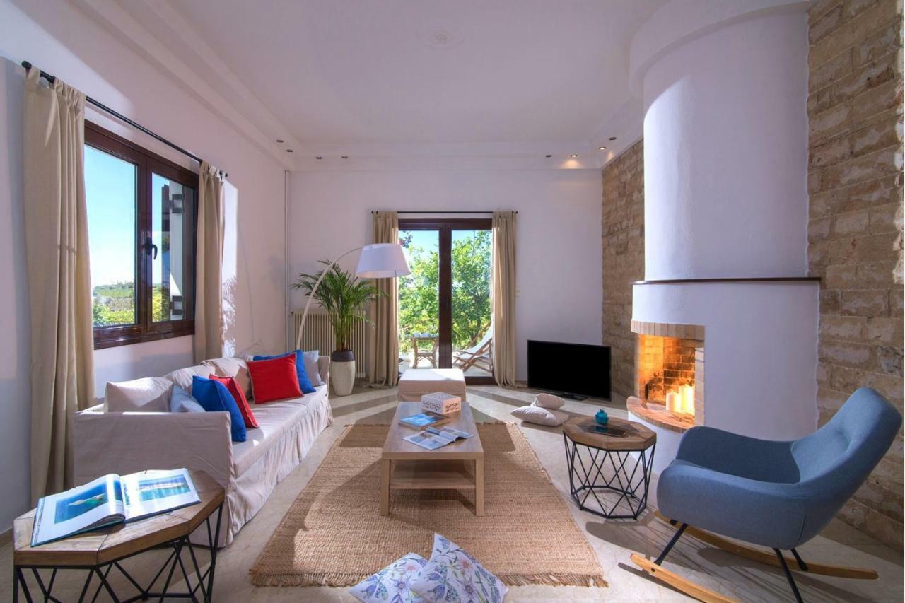 Luxury Villa Rosita W Heated Pool - Nature And Relax Epano Vathia Bagian luar foto